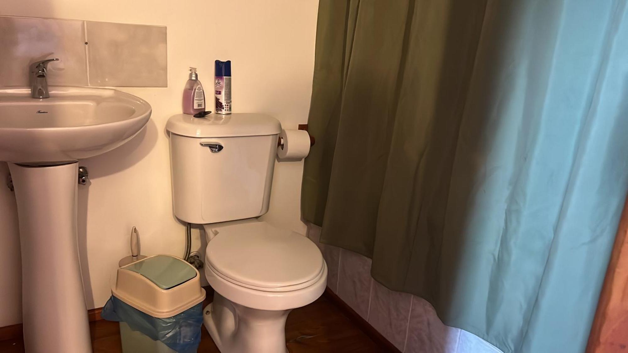 Hostal Victoria Punta Arenas Bagian luar foto