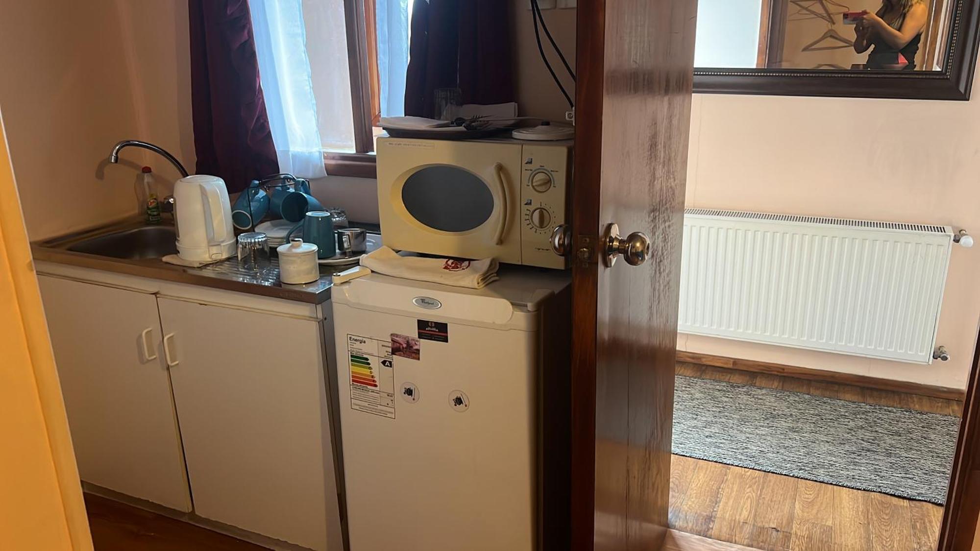 Hostal Victoria Punta Arenas Bagian luar foto