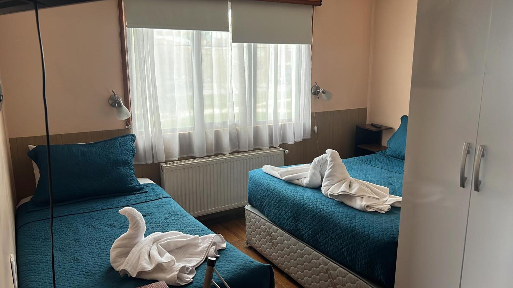 Hostal Victoria Punta Arenas Bagian luar foto