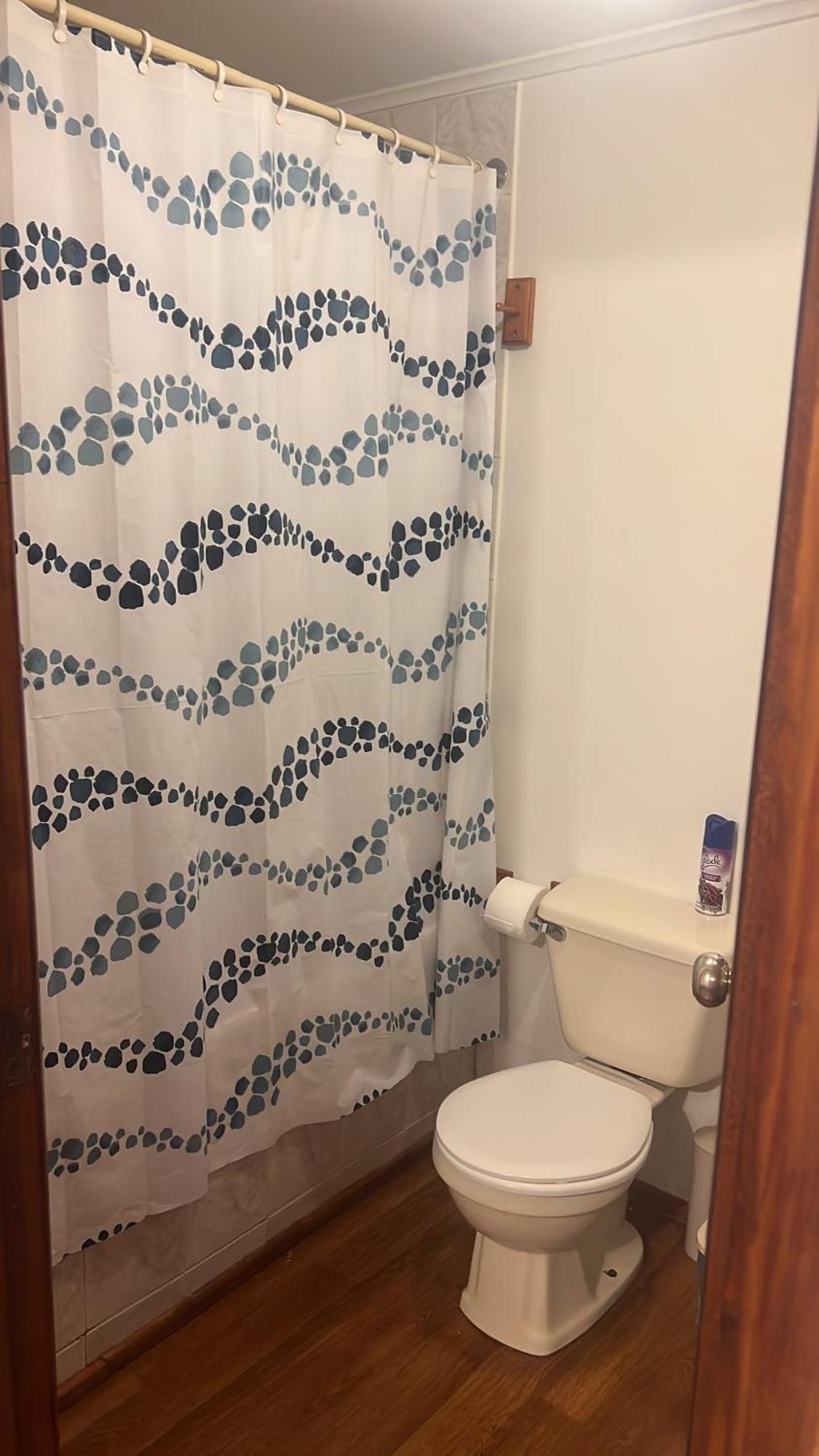 Hostal Victoria Punta Arenas Bagian luar foto